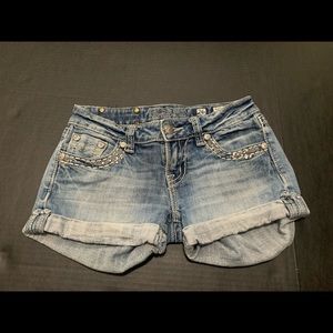 Miss Me jean shorts!
